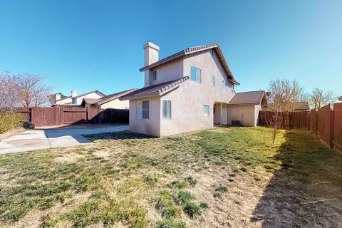 2107 Lightcap St E, Lancaster, CA 93535 photo 25