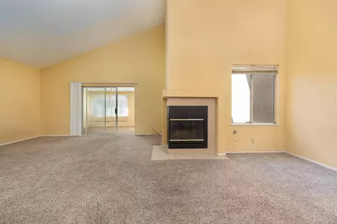 44907 Fenhold St, Lancaster, CA 93535 photo 13