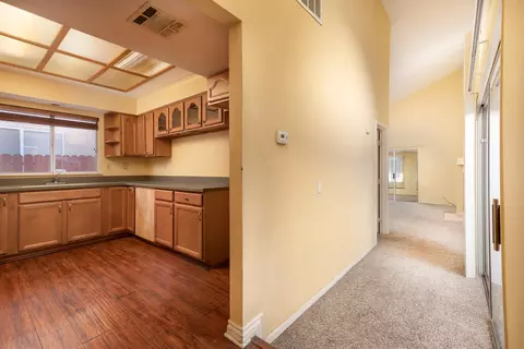 44907 Fenhold St, Lancaster, CA 93535 photo 9