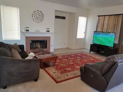 43421 Hampton St, Lancaster, CA 93536 photo 4