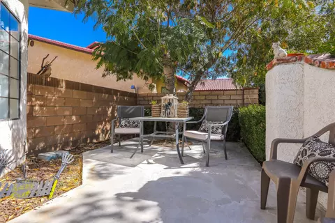 1303 Camran Ave, Lancaster, CA 93535 photo 4