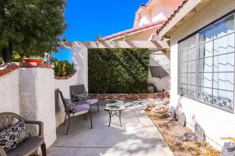1303 Camran Ave, Lancaster, CA 93535 photo 5