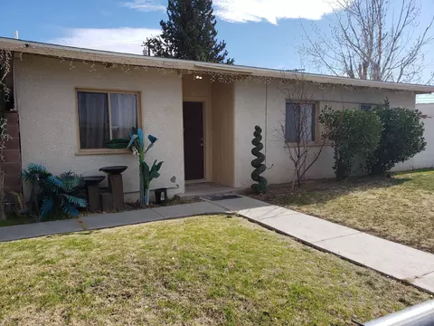 45240 Kingtree Ave, Lancaster, CA 93534 photo 1