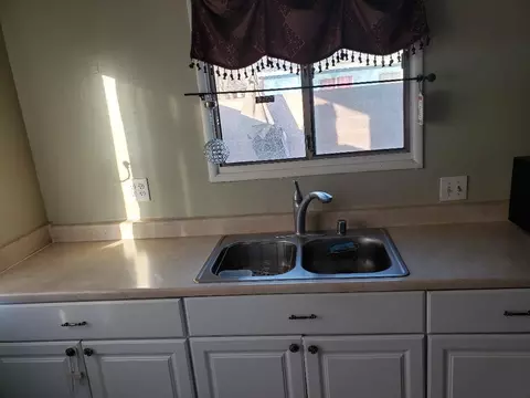 45240 Kingtree Ave, Lancaster, CA 93534 photo 17