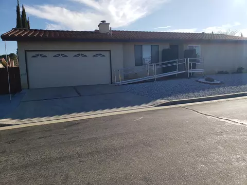 14340 Winchester Dr, Mojave, CA 93501 photo 2