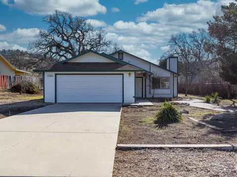 17801 Tanforan Dr, Tehachapi, CA 93561 photo 1