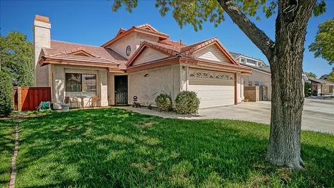 3123 Golfwood Ct, Lancaster, CA 93536 photo 1