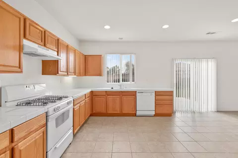 2552 Ave K-7, Lancaster, CA 93536 photo 11