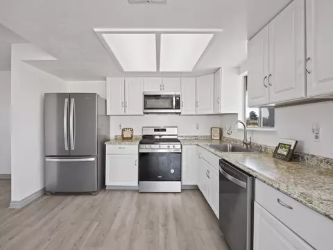41359 159th Street East St E, Lancaster, CA 93535 photo 9