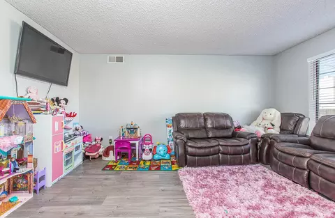 5306 Evergem Ave, Palmdale, CA 93552 photo 14