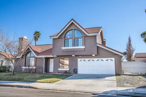 5306 Evergem Ave, Palmdale, CA 93552 photo 2