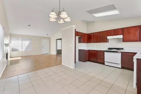 4741 Katrina Pl, Palmdale, CA 93552 photo 8