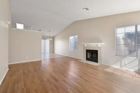 4741 Katrina Pl, Palmdale, CA 93552 photo 3