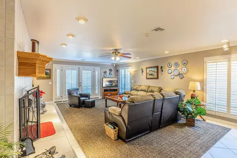 2837 Petro Pl W, Lancaster, CA 93536 photo 8