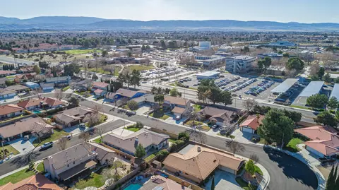 2837 Petro Pl W, Lancaster, CA 93536 photo 34