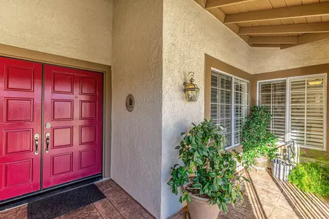 2837 Petro Pl W, Lancaster, CA 93536 photo 2