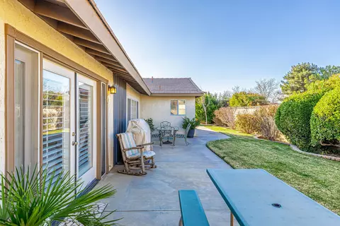 2837 Petro Pl W, Lancaster, CA 93536 photo 28