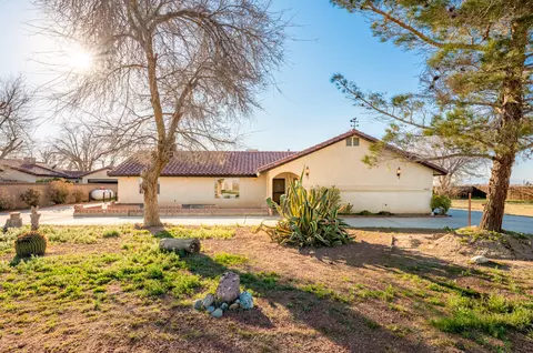 44161 E 90th St, Lancaster, CA 93535 photo 2