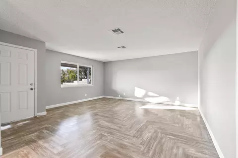 45718 Fig Ave, Lancaster, CA 93534 photo 7