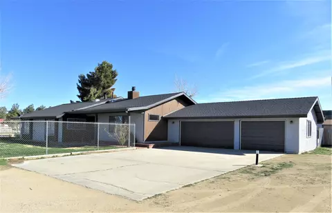 43253 53rd St E, Lancaster, CA 93535 photo 1