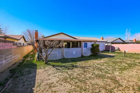 44100 Raysack Ave, Lancaster, CA 93535 photo 16