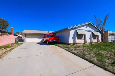 44100 Raysack Ave, Lancaster, CA 93535 photo 4