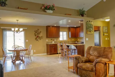 18440 Sulky Ln, Tehachapi, CA 93561 photo 10