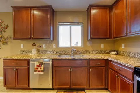 18440 Sulky Ln, Tehachapi, CA 93561 photo 4