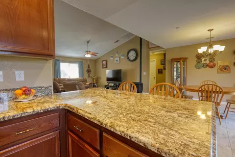 18440 Sulky Ln, Tehachapi, CA 93561 photo 5