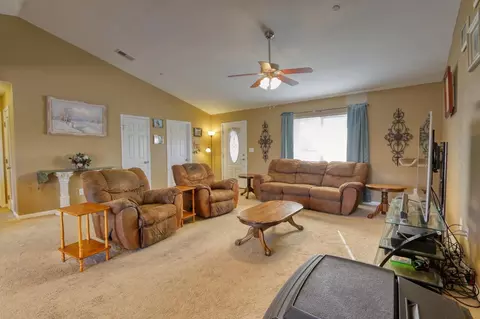 18440 Sulky Ln, Tehachapi, CA 93561 photo 9