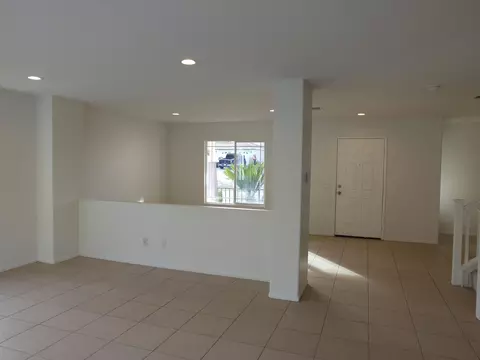 38608 Kyle Pl, Palmdale, CA 93551 photo 5
