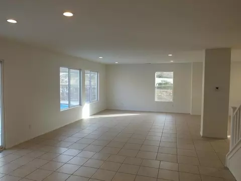 38608 Kyle Pl, Palmdale, CA 93551 photo 4