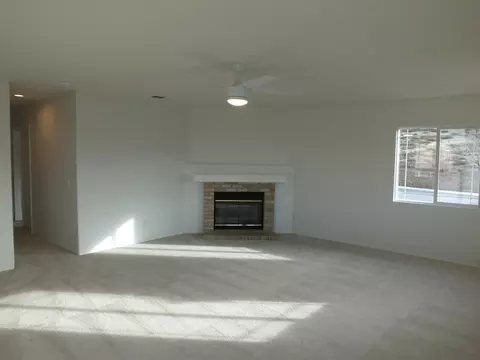 38608 Kyle Pl, Palmdale, CA 93551 photo 12