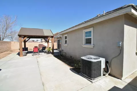 43115 Rucker St, Lancaster, CA 93535 photo 59