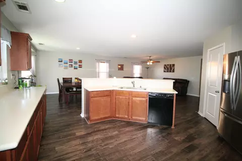 43115 Rucker St, Lancaster, CA 93535 photo 18