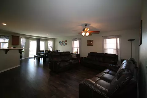 43115 Rucker St, Lancaster, CA 93535 photo 23