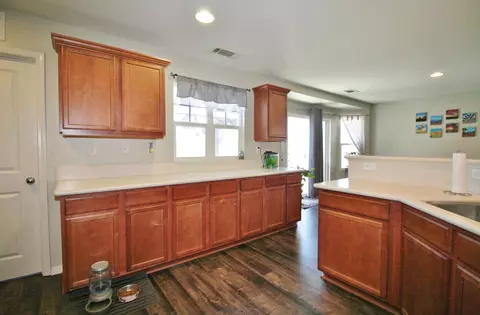 43115 Rucker St, Lancaster, CA 93535 photo 6