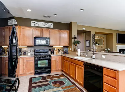 44825 Ruthron St, Lancaster, CA 93536 photo 10