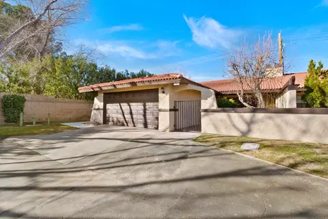 43731 Lena Ct, Lancaster, CA 93535 photo 2