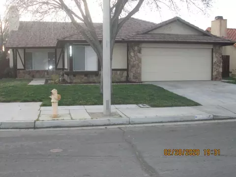 43841 Estrella Ln, Lancaster, CA 93535 photo 1