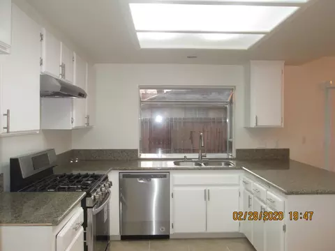 43841 Estrella Ln, Lancaster, CA 93535 photo 10