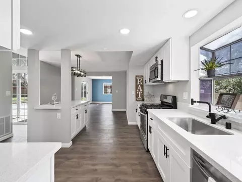 6002 Caleche Rd, Lancaster, CA 93536 photo 8