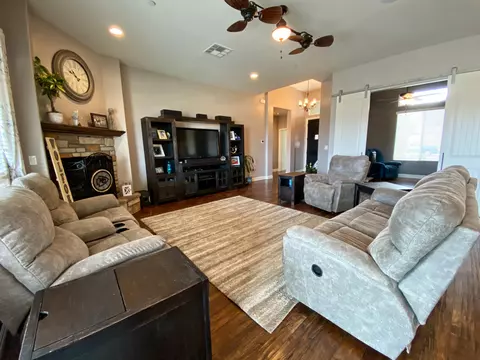 501 Rosehaven Ln, Tehachapi, CA 93561 photo 8