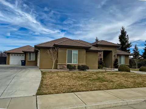 501 Rosehaven Ln, Tehachapi, CA 93561 photo 1