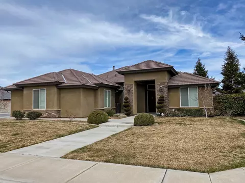 501 Rosehaven Ln, Tehachapi, CA 93561 photo 2