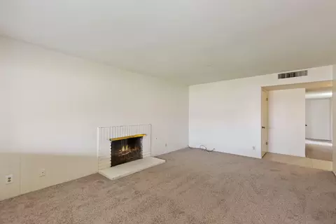 45321 Lorimer Ave, Lancaster, CA 93534 photo 6