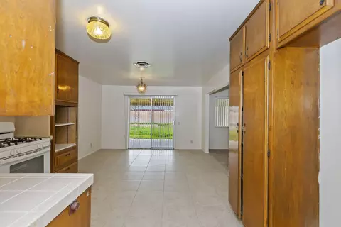 45321 Lorimer Ave, Lancaster, CA 93534 photo 13