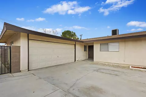 45321 Lorimer Ave, Lancaster, CA 93534 photo 4