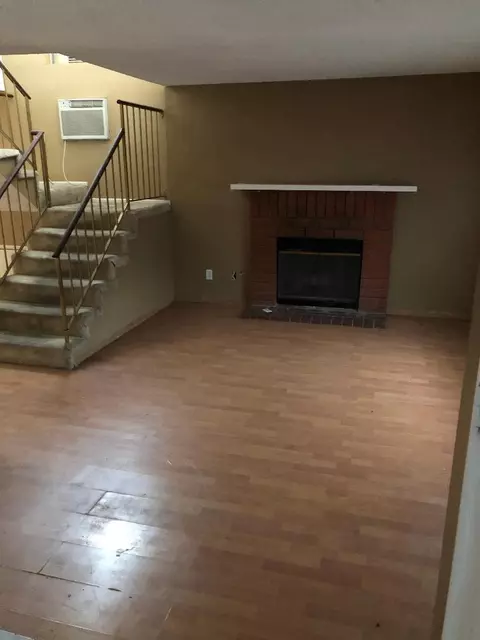 45111 Sancroft Ave, Lancaster, CA 93535 photo 3