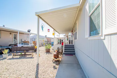45465 25th St E #SPC 17, Lancaster, CA 93535 photo 4